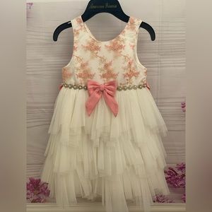 Girl dress